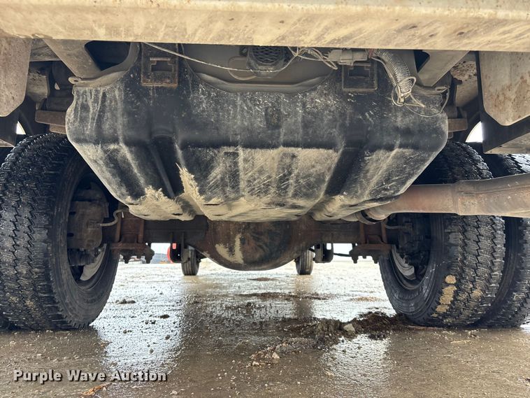 image for item EA4485 2012 Ford F550 utility / service truck