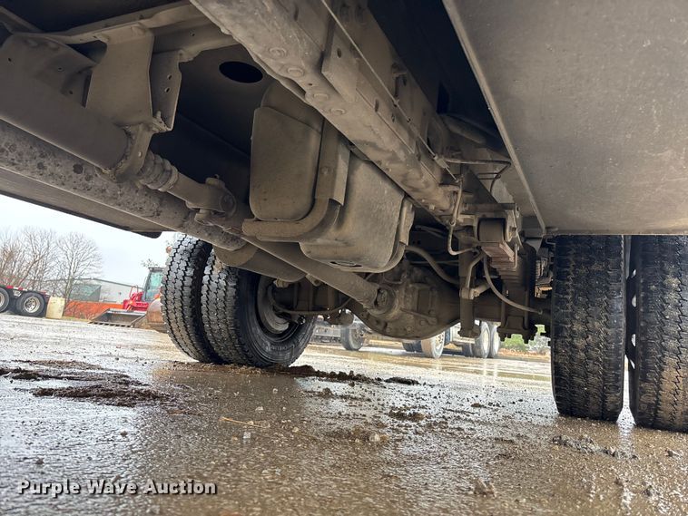 image for item EA4485 2012 Ford F550 utility / service truck