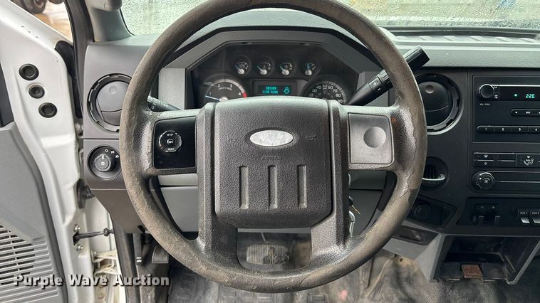 image for item EA4485 2012 Ford F550 utility / service truck