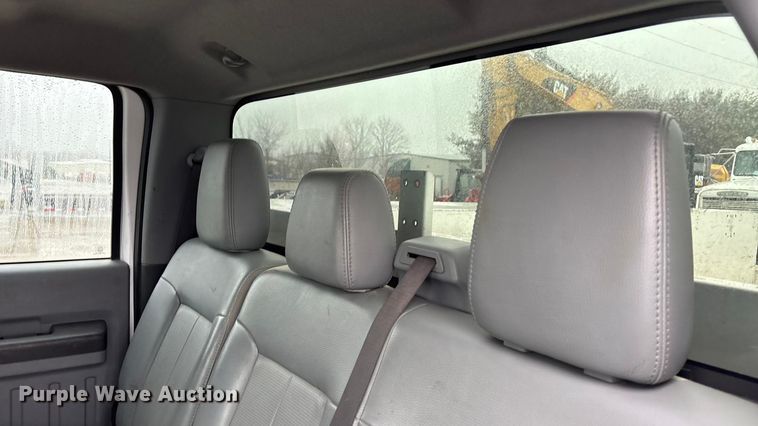 image for item EA4485 2012 Ford F550 utility / service truck