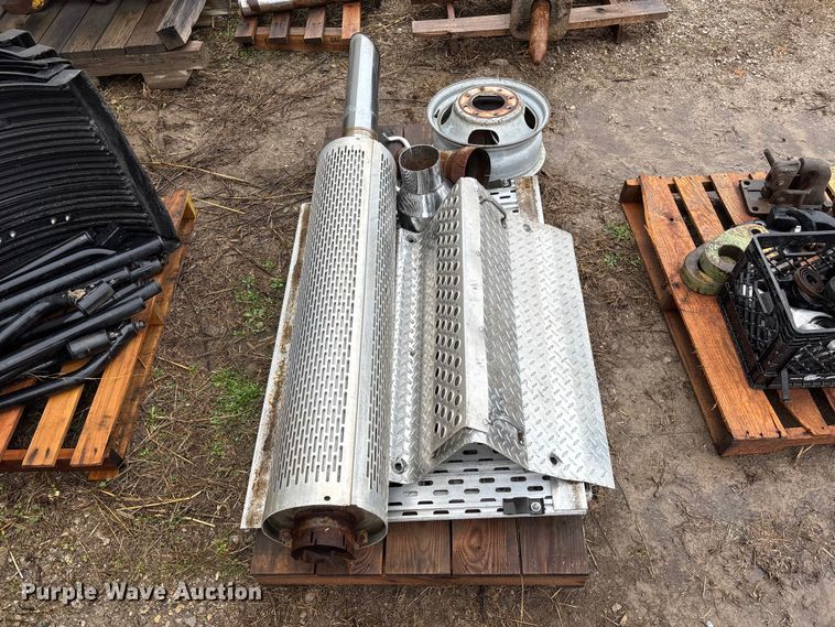 image for item EA4490 Truck parts