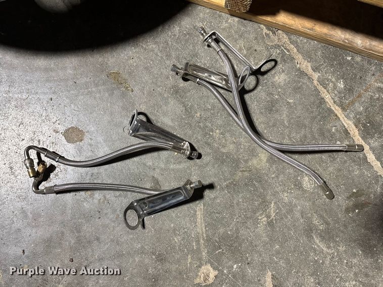 image for item EA4493 (6) 225/70R19.5 tires and wheels