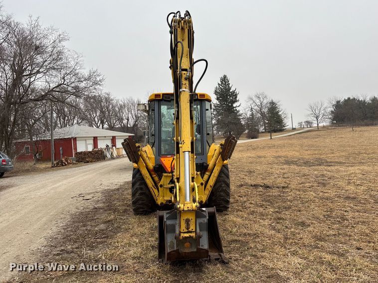 image for item EA4494 2000 New Holland 675E backhoe