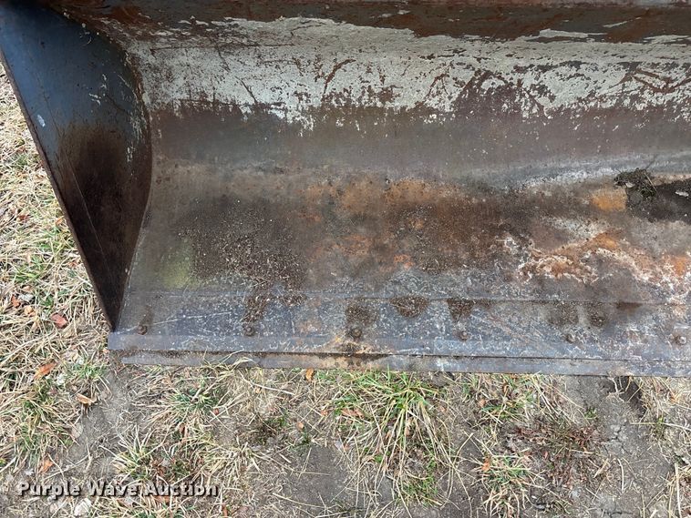 image for item EA4494 2000 New Holland 675E backhoe