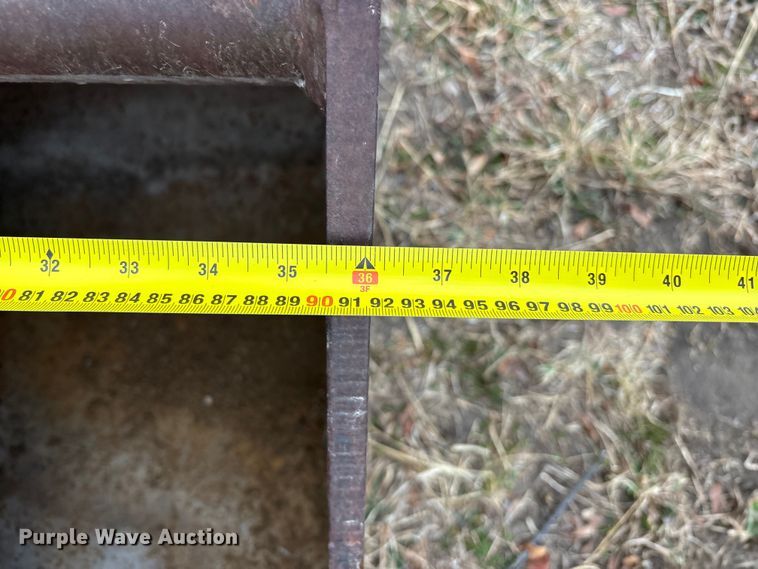 image for item EA4494 2000 New Holland 675E backhoe