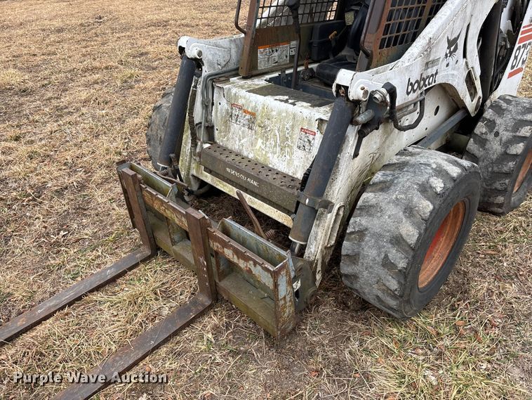 image for item EA4495 1999 Bobcat 873 skid steer loader