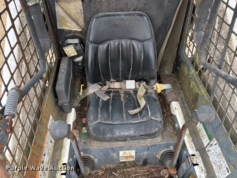 image for item EA4495 1999 Bobcat 873 skid steer loader