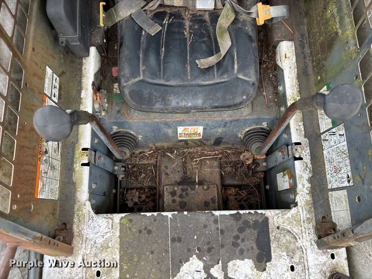 image for item EA4495 1999 Bobcat 873 skid steer loader