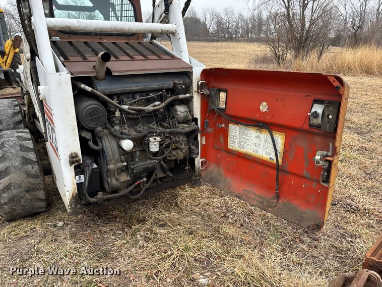 image for item EA4495 1999 Bobcat 873 skid steer loader