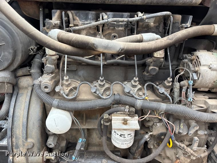 image for item EA4495 1999 Bobcat 873 skid steer loader