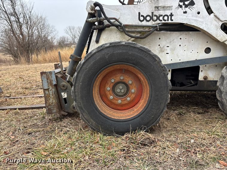 image for item EA4495 1999 Bobcat 873 skid steer loader