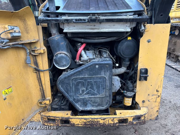 image for item EA4504 2008 Caterpillar 252B2 skid steer loader
