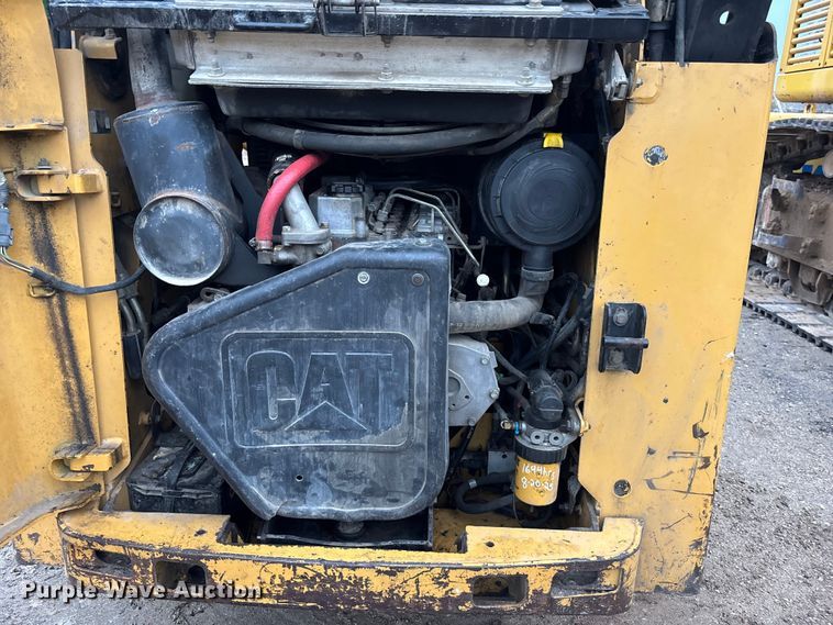 image for item EA4504 2008 Caterpillar 252B2 skid steer loader