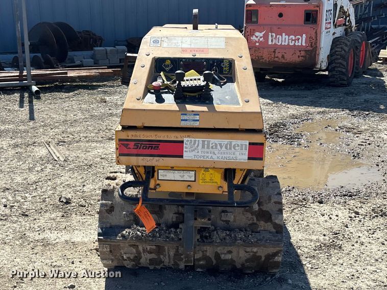 image for item EA4520 Bulldog TR34R trench compactor