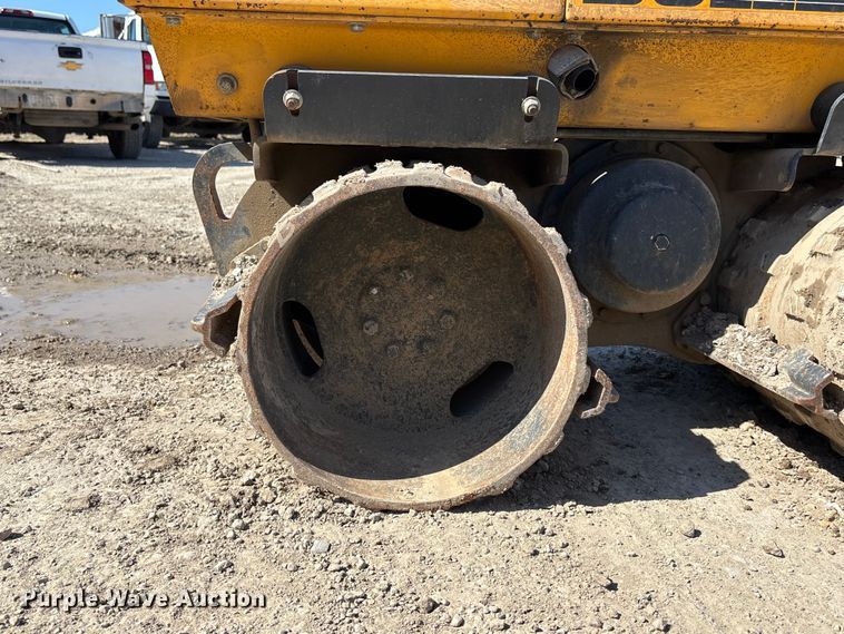 image for item EA4520 Bulldog TR34R trench compactor