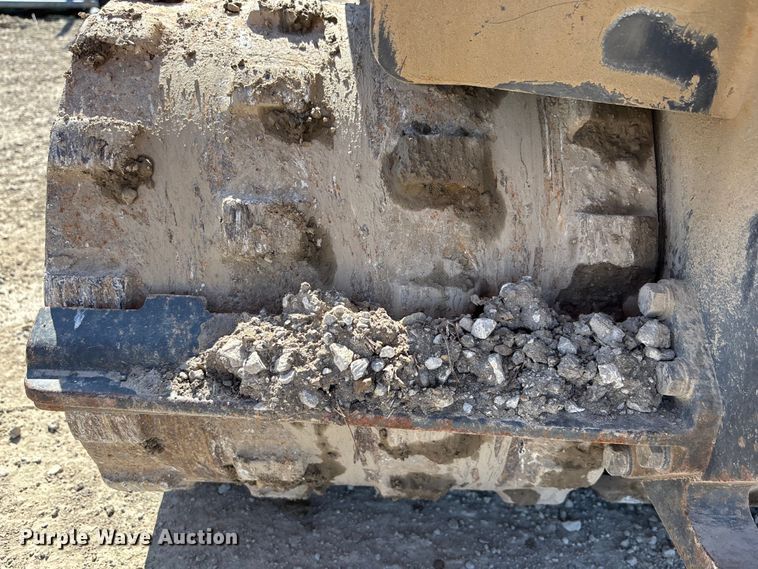 image for item EA4520 Bulldog TR34R trench compactor