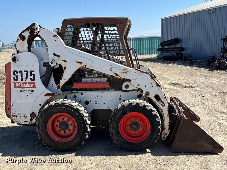 image for item EA4521 2013 Bobcat S175 skid steer loader