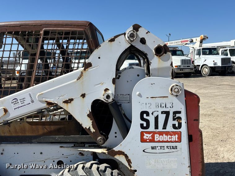 image for item EA4521 2013 Bobcat S175 skid steer loader