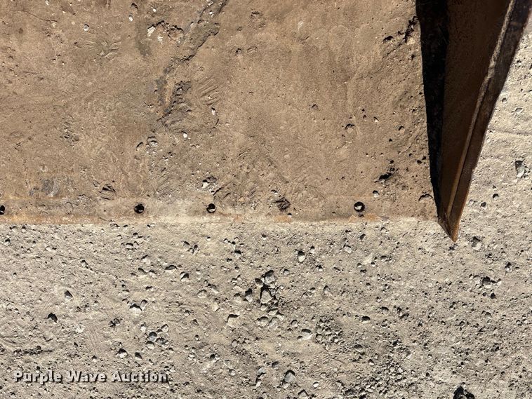 image for item EA4521 2013 Bobcat S175 skid steer loader