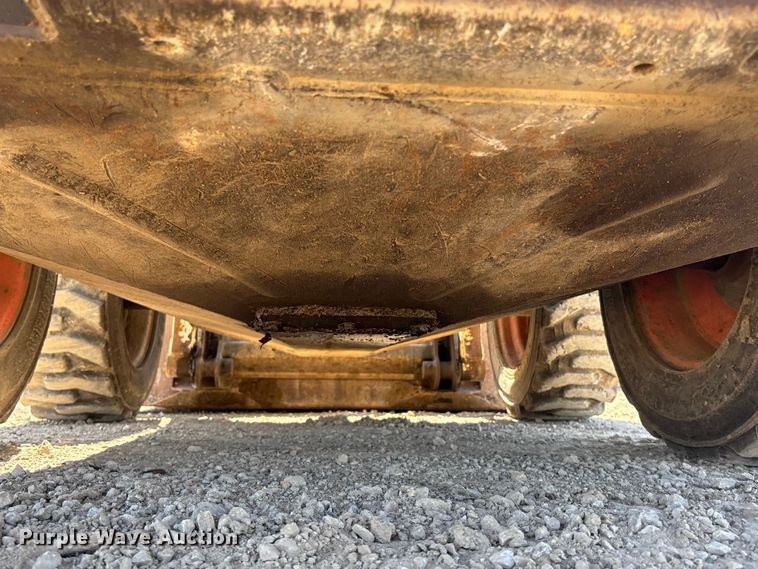 image for item EA4521 2013 Bobcat S175 skid steer loader