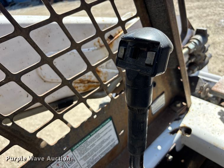 image for item EA4521 2013 Bobcat S175 skid steer loader