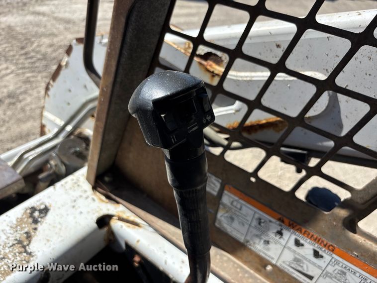 image for item EA4521 2013 Bobcat S175 skid steer loader