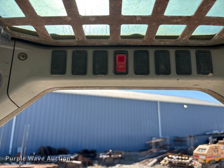 image for item EA4521 2013 Bobcat S175 skid steer loader