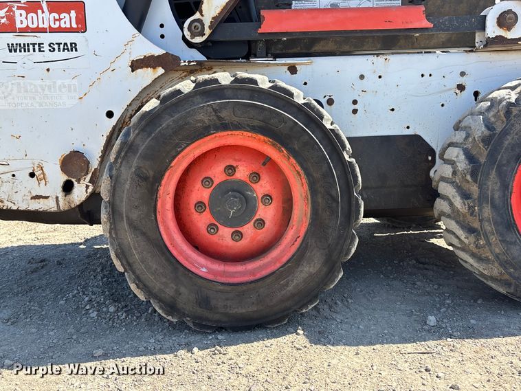 image for item EA4521 2013 Bobcat S175 skid steer loader