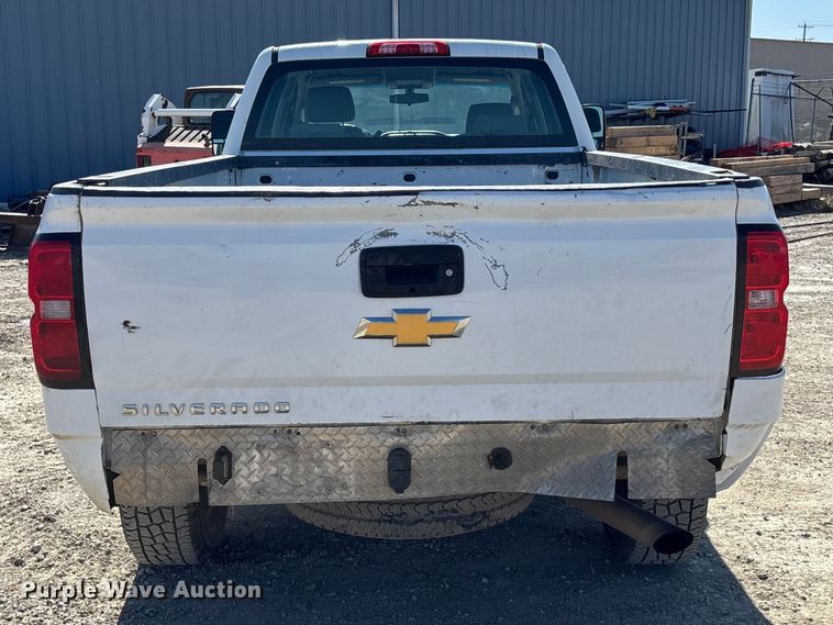 image for item EA4522 2019 Chevrolet Silverado 2500HD Crew Cab pickup truck