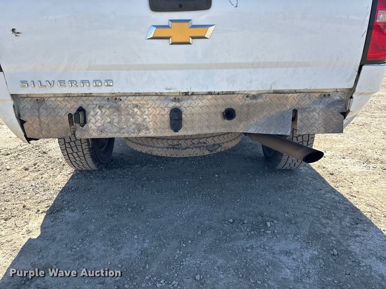 image for item EA4522 2019 Chevrolet Silverado 2500HD Crew Cab pickup truck