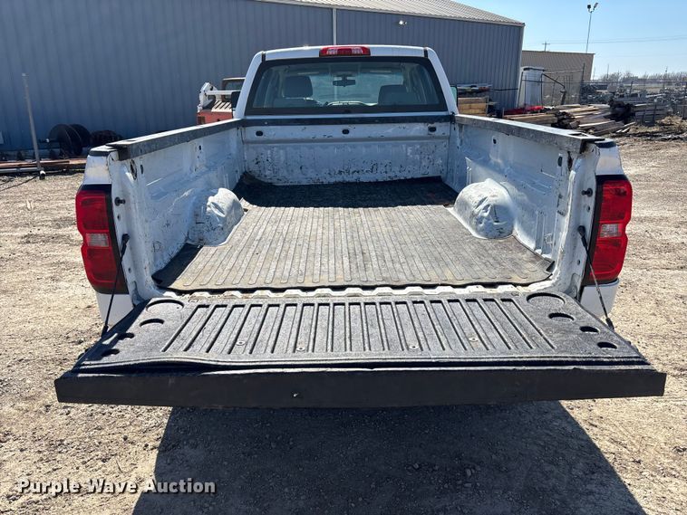 image for item EA4522 2019 Chevrolet Silverado 2500HD Crew Cab pickup truck