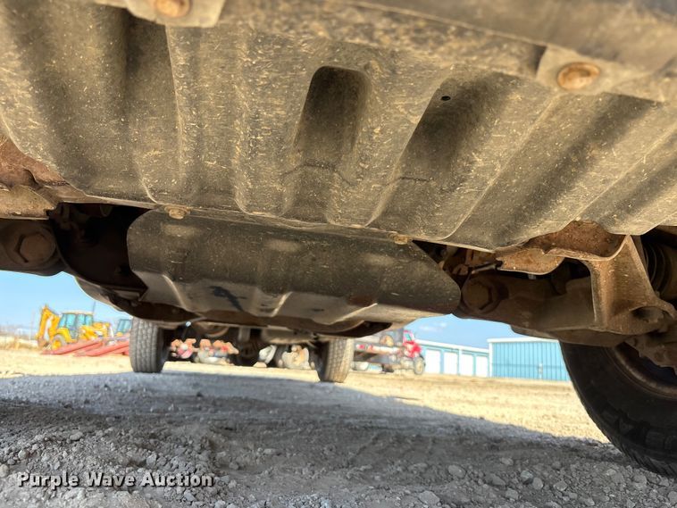 image for item EA4522 2019 Chevrolet Silverado 2500HD Crew Cab pickup truck