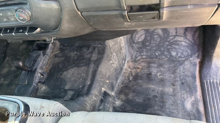 image for item EA4522 2019 Chevrolet Silverado 2500HD Crew Cab pickup truck