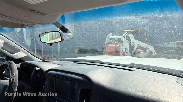 image for item EA4522 2019 Chevrolet Silverado 2500HD Crew Cab pickup truck