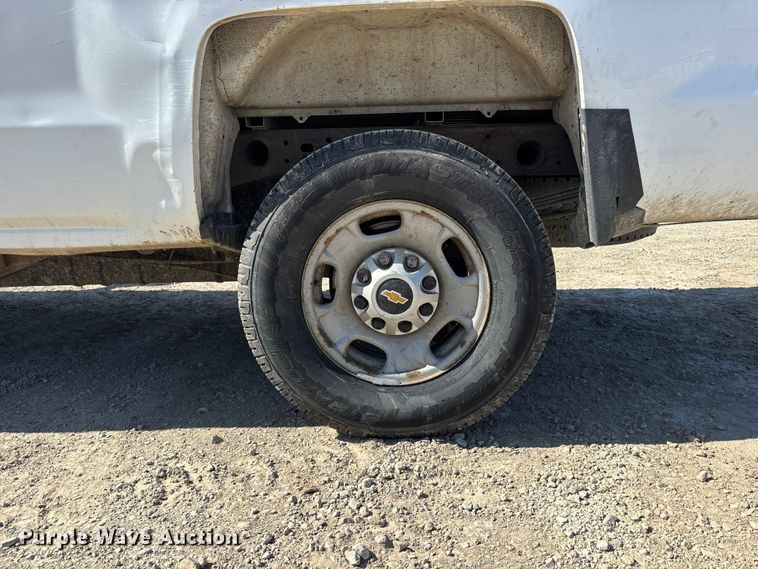 image for item EA4522 2019 Chevrolet Silverado 2500HD Crew Cab pickup truck