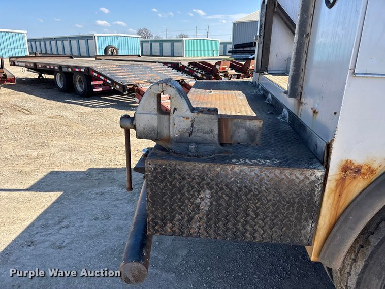 image for item EA4524 2007 International MA025 utility / service truck