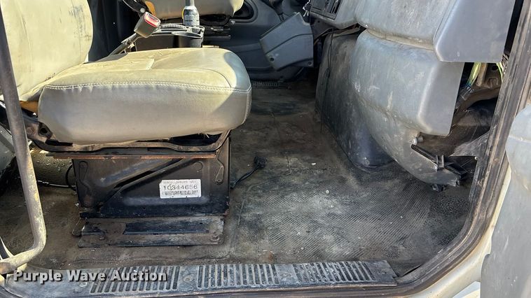 image for item EA4524 2007 International MA025 utility / service truck