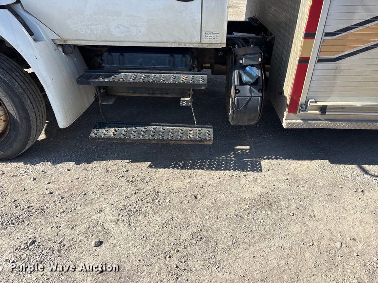 image for item EA4525 2016 International MH025 utility / service truck