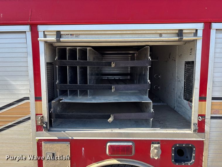 image for item EA4525 2016 International MH025 utility / service truck