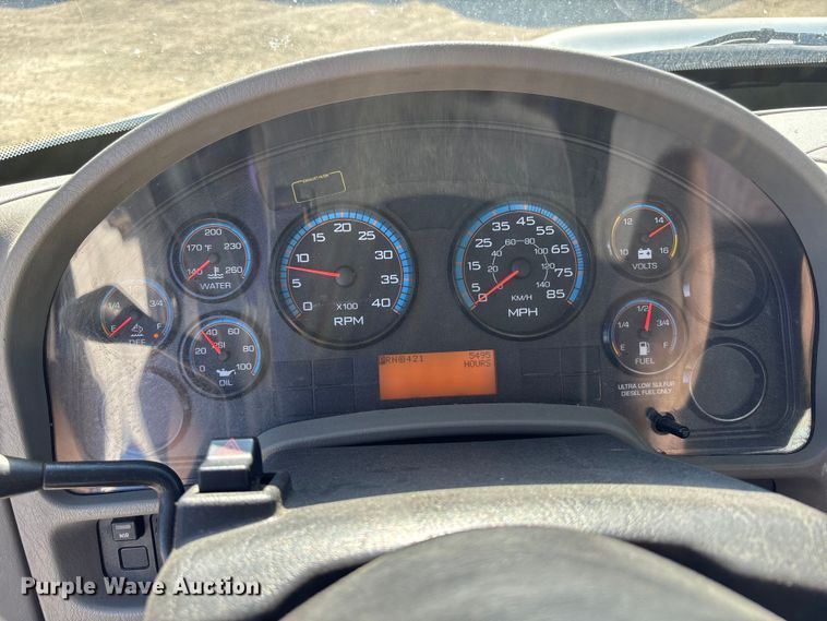 image for item EA4525 2016 International MH025 utility / service truck