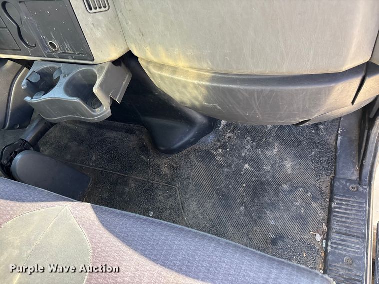 image for item EA4525 2016 International MH025 utility / service truck