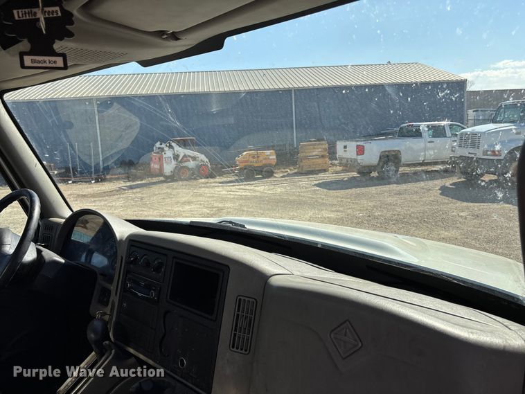 image for item EA4525 2016 International MH025 utility / service truck