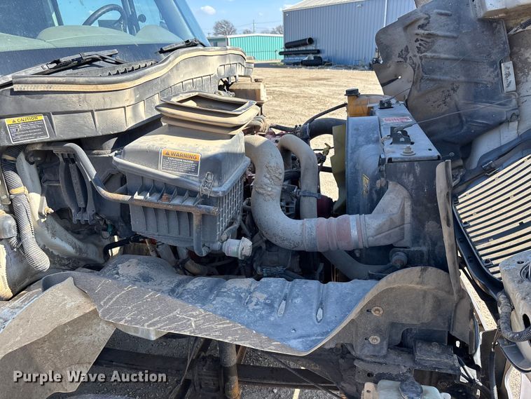 image for item EA4525 2016 International MH025 utility / service truck