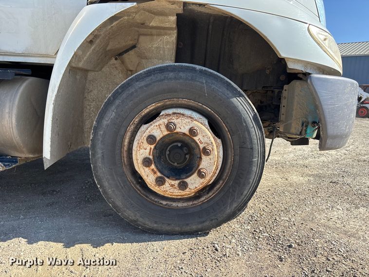 image for item EA4525 2016 International MH025 utility / service truck