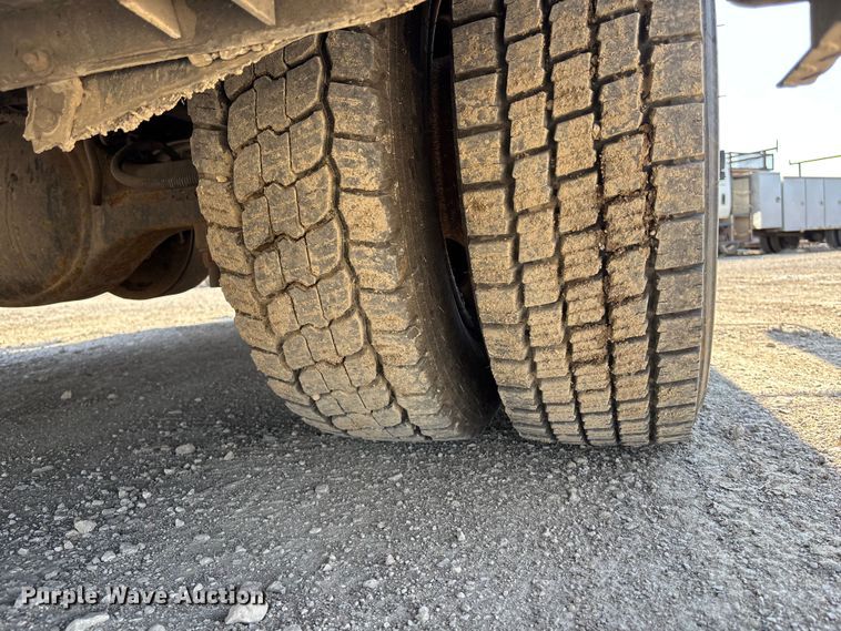 image for item EA4525 2016 International MH025 utility / service truck