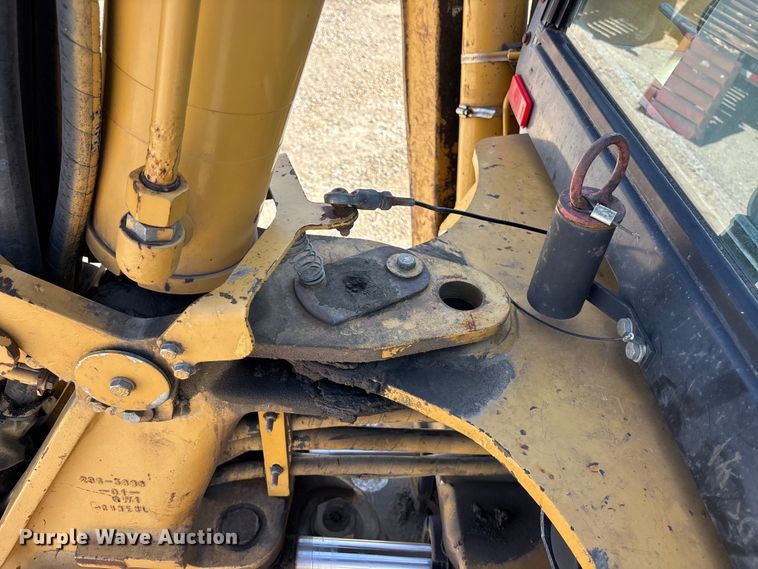 image for item EA4526 2000 Caterpillar 416C backhoe