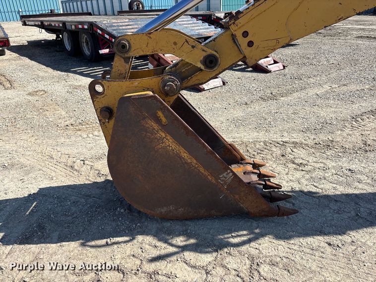 image for item EA4526 2000 Caterpillar 416C backhoe