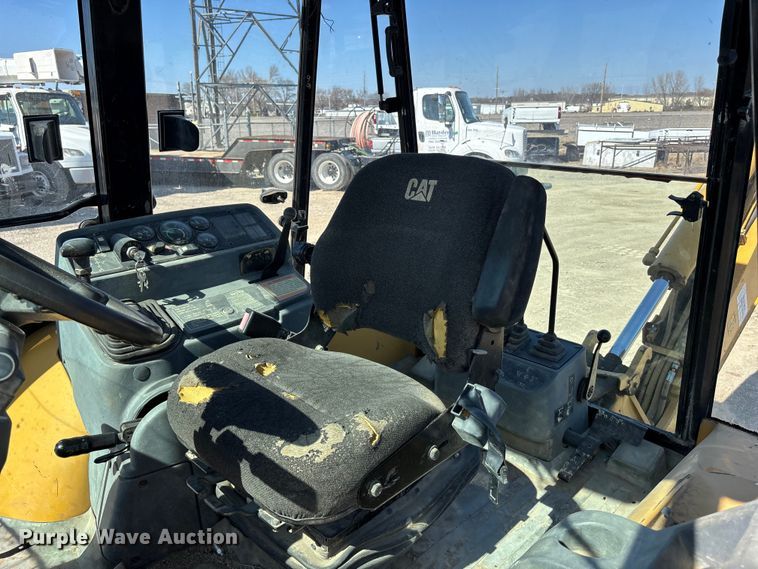 image for item EA4526 2000 Caterpillar 416C backhoe