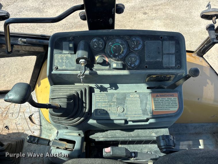 image for item EA4526 2000 Caterpillar 416C backhoe