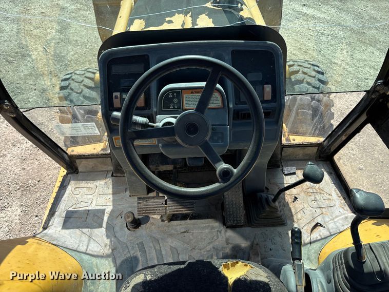image for item EA4526 2000 Caterpillar 416C backhoe